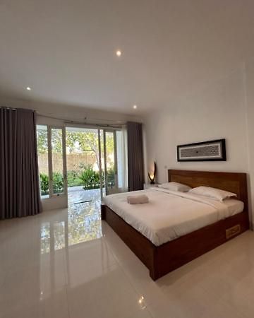 Turtle House Lombok Hotel Kuta  Exterior foto